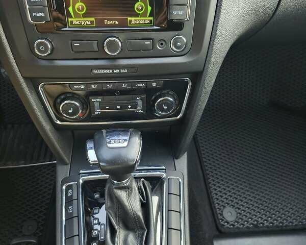 Серый Шкода Суперб, объемом двигателя 1.8 л и пробегом 317 тыс. км за 8500 $, фото 12 на Automoto.ua