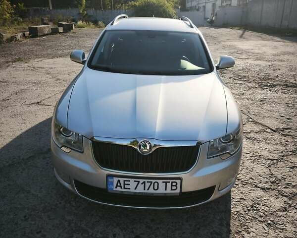 Серый Шкода Суперб, объемом двигателя 1.8 л и пробегом 317 тыс. км за 9700 $, фото 5 на Automoto.ua