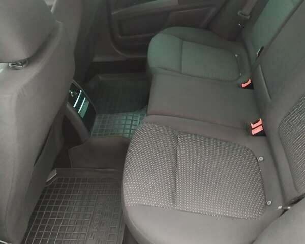 Сірий Шкода Суперб, об'ємом двигуна 1.6 л та пробігом 303 тис. км за 8299 $, фото 14 на Automoto.ua