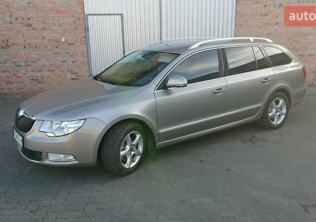 Серый Шкода Суперб, объемом двигателя 1.8 л и пробегом 224 тыс. км за 9500 $, фото 6 на Automoto.ua