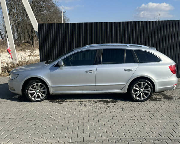 Серый Шкода Суперб, объемом двигателя 2 л и пробегом 334 тыс. км за 8900 $, фото 1 на Automoto.ua