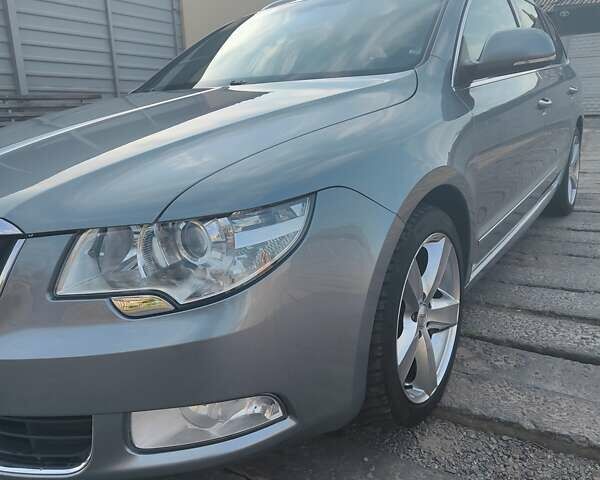 Серый Шкода Суперб, объемом двигателя 1.98 л и пробегом 195 тыс. км за 9700 $, фото 4 на Automoto.ua