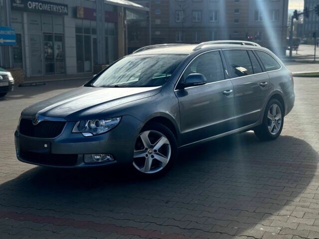 Серый Шкода Суперб, объемом двигателя 2 л и пробегом 241 тыс. км за 8200 $, фото 2 на Automoto.ua