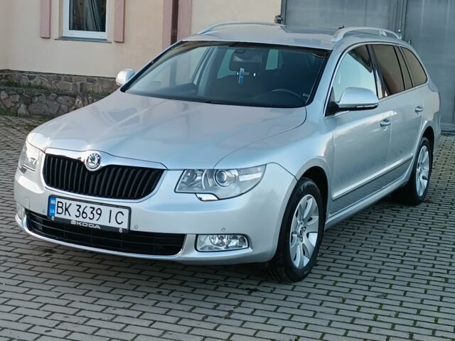 Серый Шкода Суперб, объемом двигателя 1.6 л и пробегом 328 тыс. км за 6950 $, фото 4 на Automoto.ua