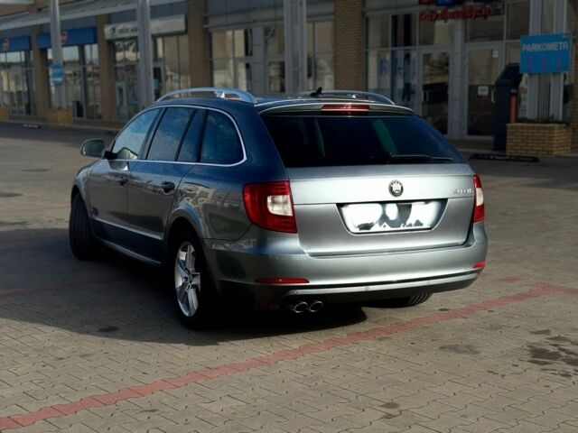 Серый Шкода Суперб, объемом двигателя 2 л и пробегом 241 тыс. км за 8200 $, фото 6 на Automoto.ua