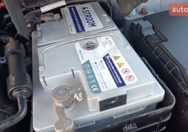 Серый Шкода Суперб, объемом двигателя 1.6 л и пробегом 328 тыс. км за 7950 $, фото 118 на Automoto.ua