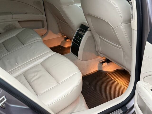 Серый Шкода Суперб, объемом двигателя 2 л и пробегом 288 тыс. км за 11300 $, фото 5 на Automoto.ua