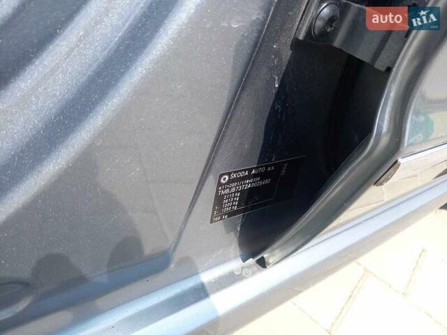 Серый Шкода Суперб, объемом двигателя 1.8 л и пробегом 166 тыс. км за 8500 $, фото 14 на Automoto.ua