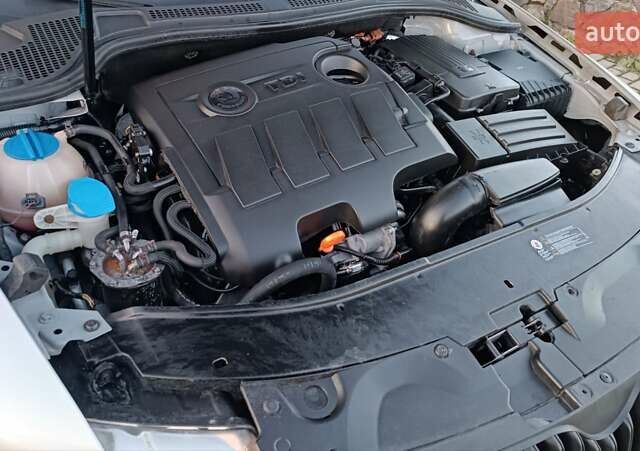 Серый Шкода Суперб, объемом двигателя 1.6 л и пробегом 328 тыс. км за 7950 $, фото 113 на Automoto.ua