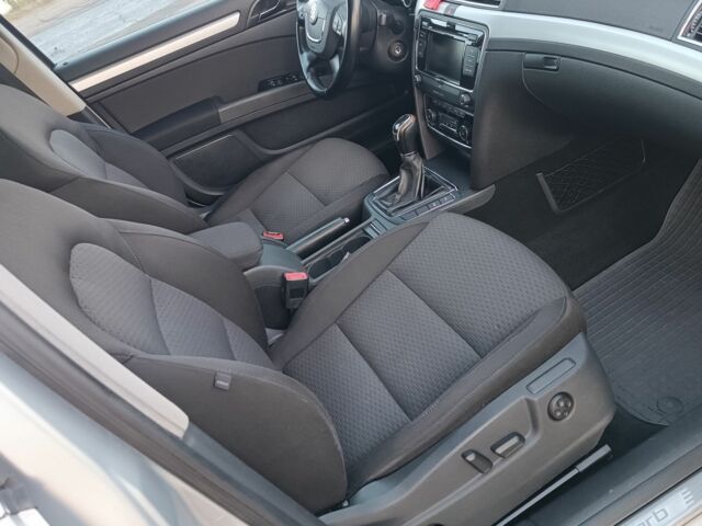 Серый Шкода Суперб, объемом двигателя 1.6 л и пробегом 328 тыс. км за 6950 $, фото 16 на Automoto.ua