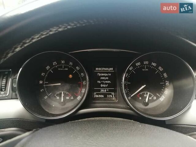 Серый Шкода Суперб, объемом двигателя 1.6 л и пробегом 207 тыс. км за 10400 $, фото 2 на Automoto.ua