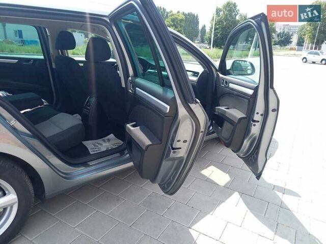 Серый Шкода Суперб, объемом двигателя 1.8 л и пробегом 166 тыс. км за 8500 $, фото 2 на Automoto.ua