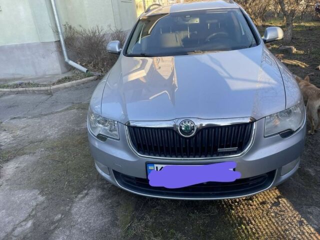 Сірий Шкода Суперб, об'ємом двигуна 1.6 л та пробігом 275 тис. км за 8500 $, фото 1 на Automoto.ua
