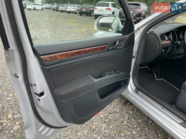 Серый Шкода Суперб, объемом двигателя 2 л и пробегом 280 тыс. км за 10200 $, фото 12 на Automoto.ua