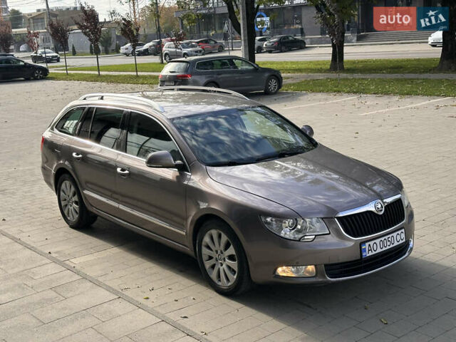 Серый Шкода Суперб, объемом двигателя 1.97 л и пробегом 250 тыс. км за 9000 $, фото 8 на Automoto.ua