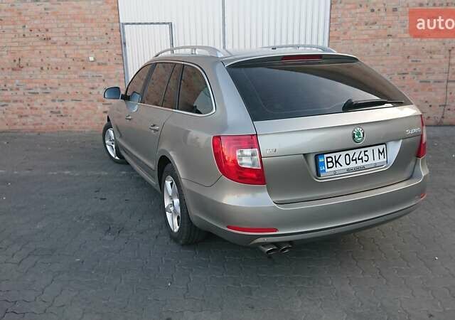 Серый Шкода Суперб, объемом двигателя 1.8 л и пробегом 224 тыс. км за 9500 $, фото 26 на Automoto.ua