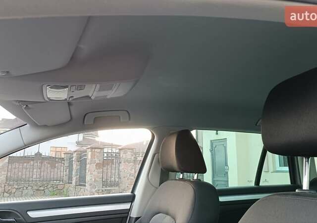 Серый Шкода Суперб, объемом двигателя 1.6 л и пробегом 328 тыс. км за 7950 $, фото 92 на Automoto.ua