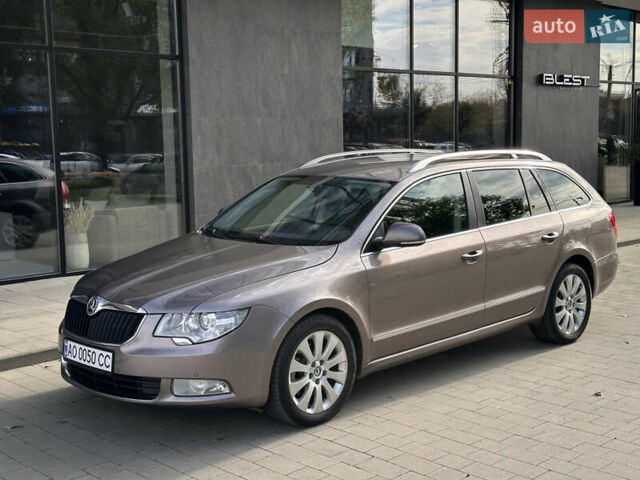 Серый Шкода Суперб, объемом двигателя 1.97 л и пробегом 250 тыс. км за 9000 $, фото 9 на Automoto.ua
