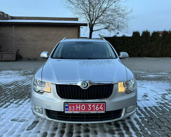 Сірий Шкода Суперб, об'ємом двигуна 2 л та пробігом 343 тис. км за 10500 $, фото 11 на Automoto.ua