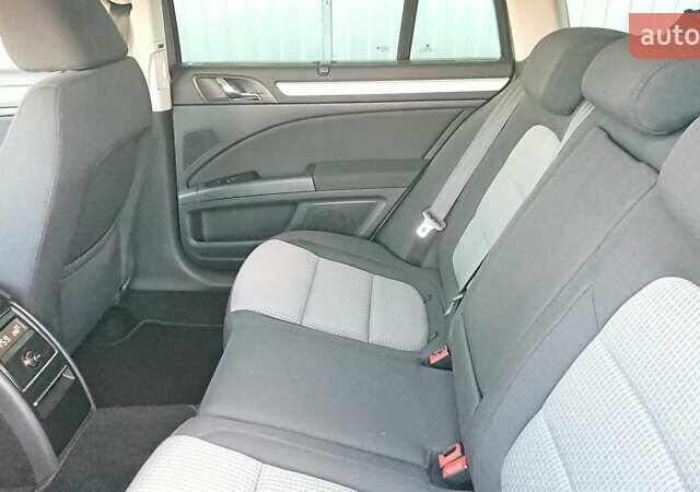 Серый Шкода Суперб, объемом двигателя 1.8 л и пробегом 224 тыс. км за 9500 $, фото 41 на Automoto.ua