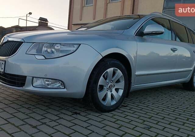 Серый Шкода Суперб, объемом двигателя 1.6 л и пробегом 328 тыс. км за 7950 $, фото 10 на Automoto.ua