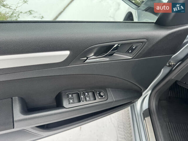 Сірий Шкода Суперб, об'ємом двигуна 1.8 л та пробігом 215 тис. км за 9500 $, фото 45 на Automoto.ua