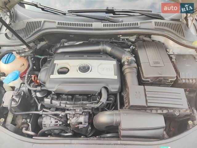 Серый Шкода Суперб, объемом двигателя 1.98 л и пробегом 195 тыс. км за 9700 $, фото 19 на Automoto.ua