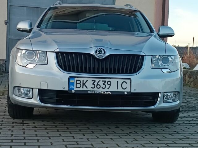 Серый Шкода Суперб, объемом двигателя 1.6 л и пробегом 328 тыс. км за 6950 $, фото 3 на Automoto.ua