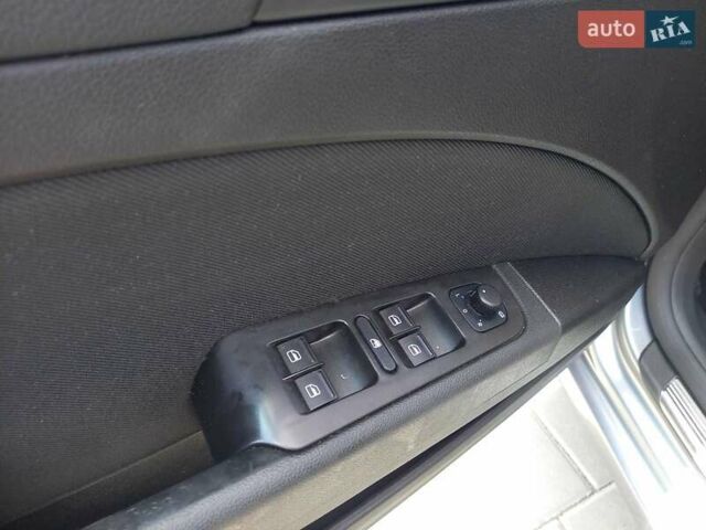 Серый Шкода Суперб, объемом двигателя 1.8 л и пробегом 166 тыс. км за 8500 $, фото 18 на Automoto.ua