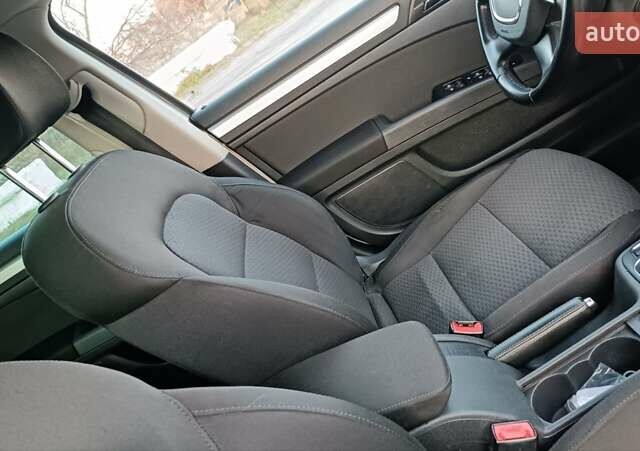 Серый Шкода Суперб, объемом двигателя 1.6 л и пробегом 328 тыс. км за 7950 $, фото 62 на Automoto.ua