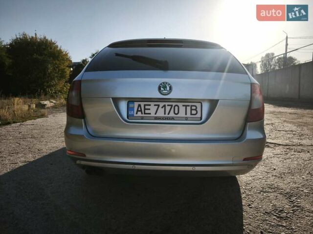 Серый Шкода Суперб, объемом двигателя 1.8 л и пробегом 317 тыс. км за 9700 $, фото 11 на Automoto.ua