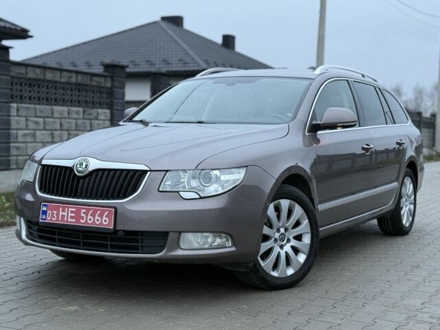 Серый Шкода Суперб, объемом двигателя 2 л и пробегом 288 тыс. км за 11300 $, фото 1 на Automoto.ua