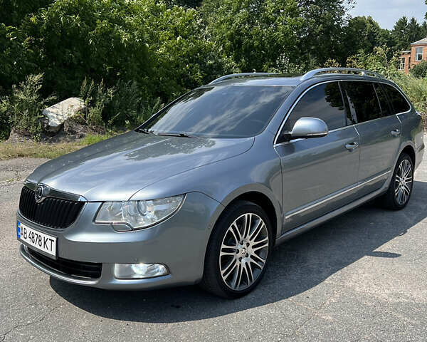 Серый Шкода Суперб, объемом двигателя 1.97 л и пробегом 275 тыс. км за 10700 $, фото 3 на Automoto.ua
