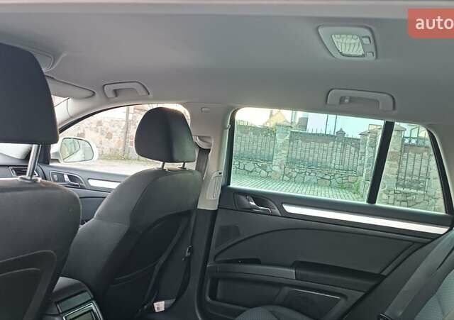 Серый Шкода Суперб, объемом двигателя 1.6 л и пробегом 328 тыс. км за 7950 $, фото 84 на Automoto.ua