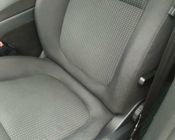 Сірий Шкода Суперб, об'ємом двигуна 1.6 л та пробігом 303 тис. км за 8299 $, фото 17 на Automoto.ua