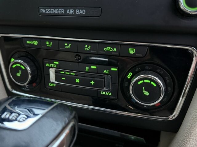 Серый Шкода Суперб, объемом двигателя 2 л и пробегом 288 тыс. км за 11300 $, фото 16 на Automoto.ua