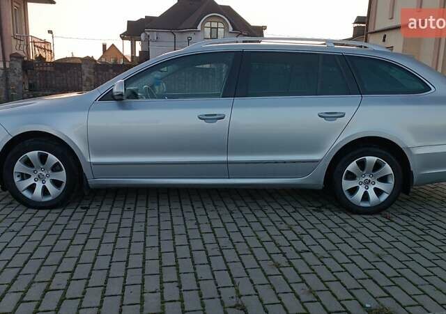 Серый Шкода Суперб, объемом двигателя 1.6 л и пробегом 328 тыс. км за 7950 $, фото 9 на Automoto.ua