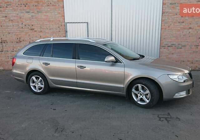 Серый Шкода Суперб, объемом двигателя 1.8 л и пробегом 224 тыс. км за 9500 $, фото 14 на Automoto.ua