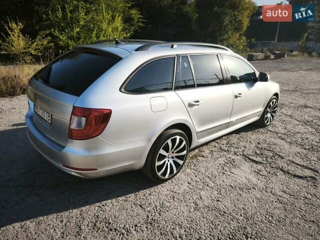 Серый Шкода Суперб, объемом двигателя 1.8 л и пробегом 317 тыс. км за 9700 $, фото 9 на Automoto.ua