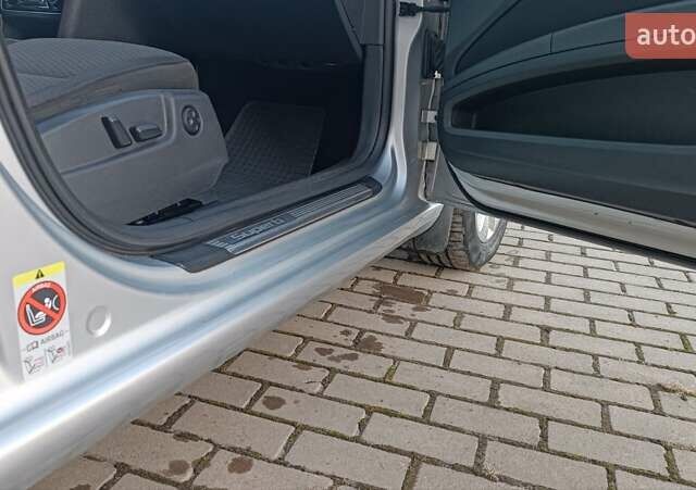 Серый Шкода Суперб, объемом двигателя 1.6 л и пробегом 328 тыс. км за 7950 $, фото 57 на Automoto.ua