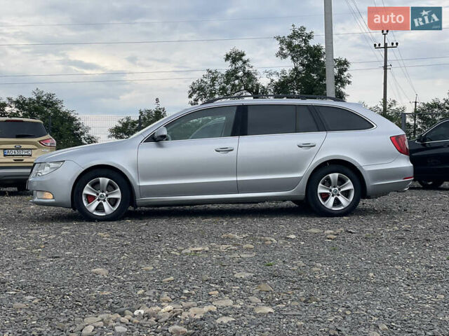 Серый Шкода Суперб, объемом двигателя 2 л и пробегом 280 тыс. км за 10200 $, фото 1 на Automoto.ua