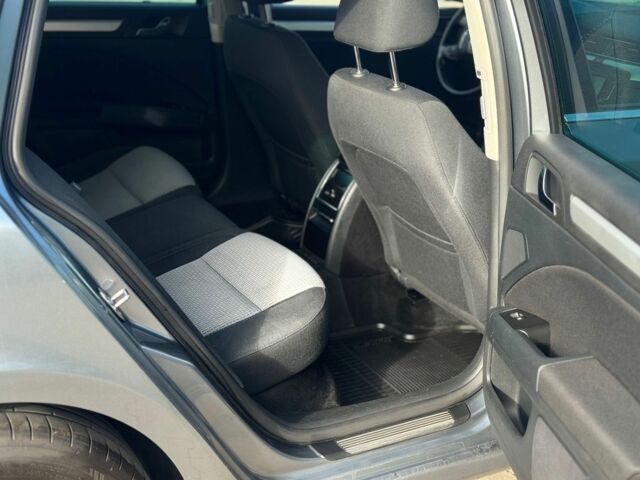 Серый Шкода Суперб, объемом двигателя 2 л и пробегом 241 тыс. км за 8200 $, фото 14 на Automoto.ua