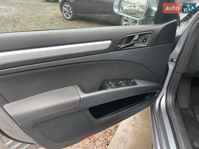 Серый Шкода Суперб, объемом двигателя 2 л и пробегом 284 тыс. км за 9990 $, фото 3 на Automoto.ua