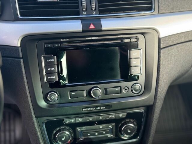 Серый Шкода Суперб, объемом двигателя 2 л и пробегом 241 тыс. км за 8200 $, фото 10 на Automoto.ua