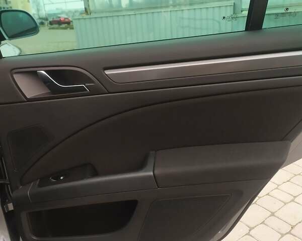 Сірий Шкода Суперб, об'ємом двигуна 1.6 л та пробігом 303 тис. км за 8299 $, фото 12 на Automoto.ua