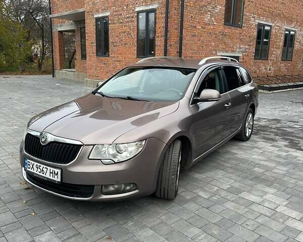 Серый Шкода Суперб, объемом двигателя 1.6 л и пробегом 325 тыс. км за 8300 $, фото 9 на Automoto.ua