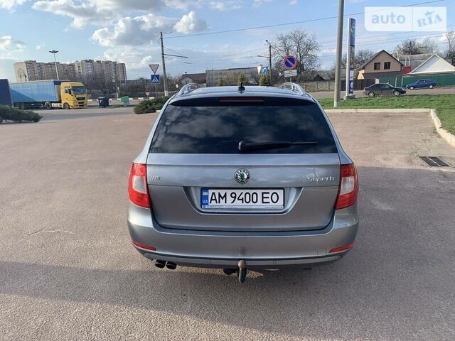 Сірий Шкода Суперб, об'ємом двигуна 2 л та пробігом 219 тис. км за 11800 $, фото 4 на Automoto.ua