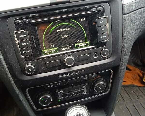 Сірий Шкода Суперб, об'ємом двигуна 2 л та пробігом 235 тис. км за 11100 $, фото 7 на Automoto.ua