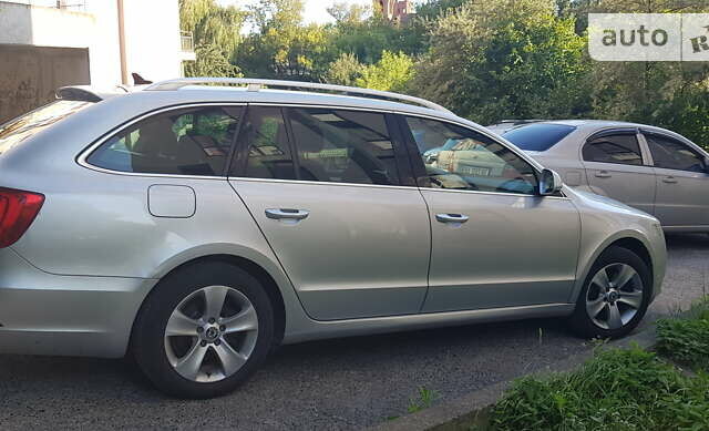 Серый Шкода Суперб, объемом двигателя 1.6 л и пробегом 240 тыс. км за 8900 $, фото 6 на Automoto.ua