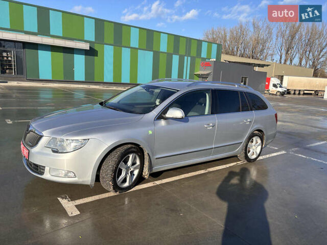Сірий Шкода Суперб, об'ємом двигуна 1.6 л та пробігом 290 тис. км за 9250 $, фото 3 на Automoto.ua